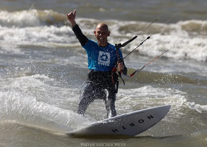 Skip Strandhuisjes カトウェイク・アーン・ゼー
